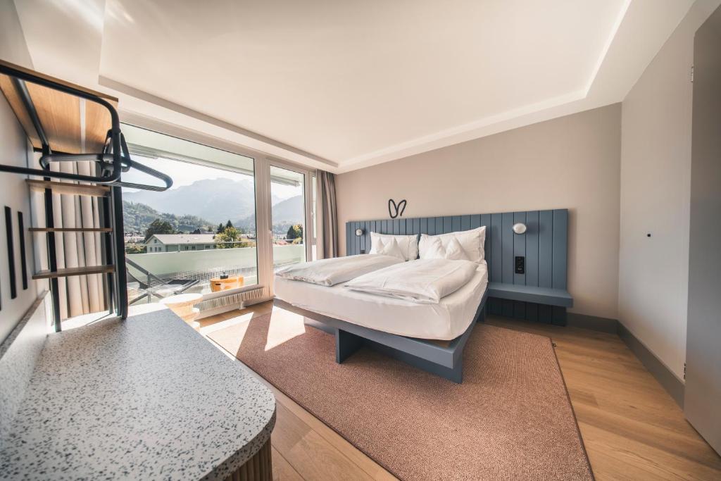 HOP Luxe 350 Zweites Schlafzimmer Bergblick Balkon Interlaken