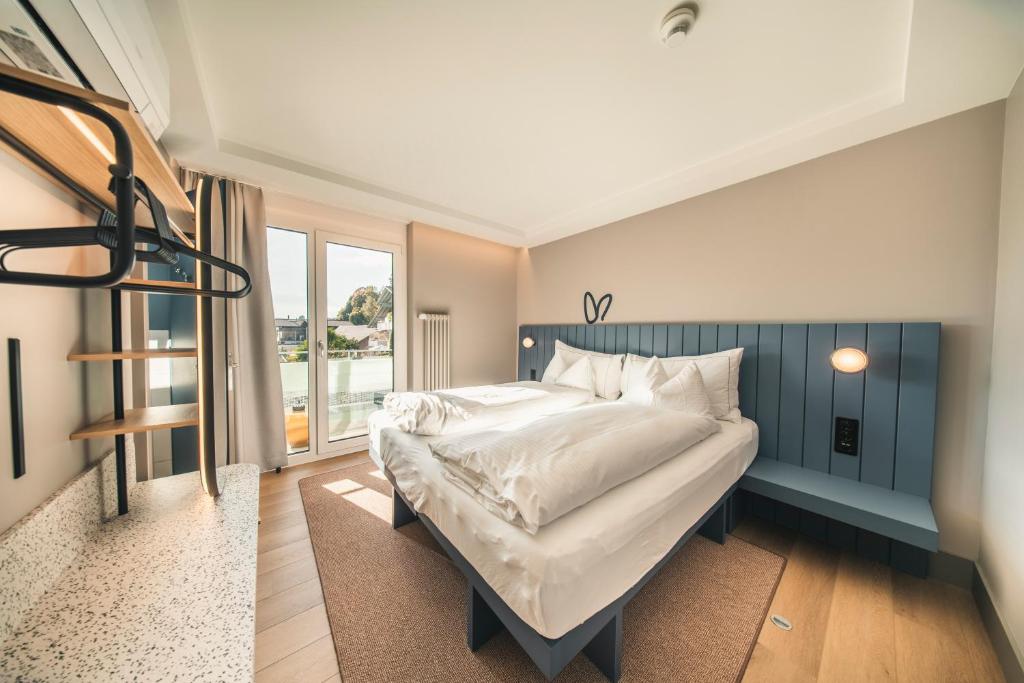 HOP Mate 140 Zweites Schlafzimmer Balkon Interlaken